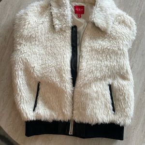 Guess jacket with fur